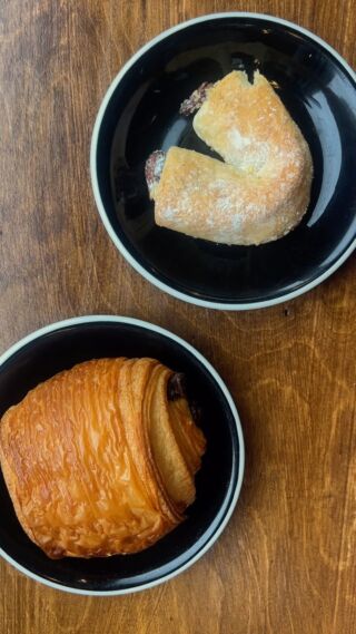 Pain au chocolat and croissant